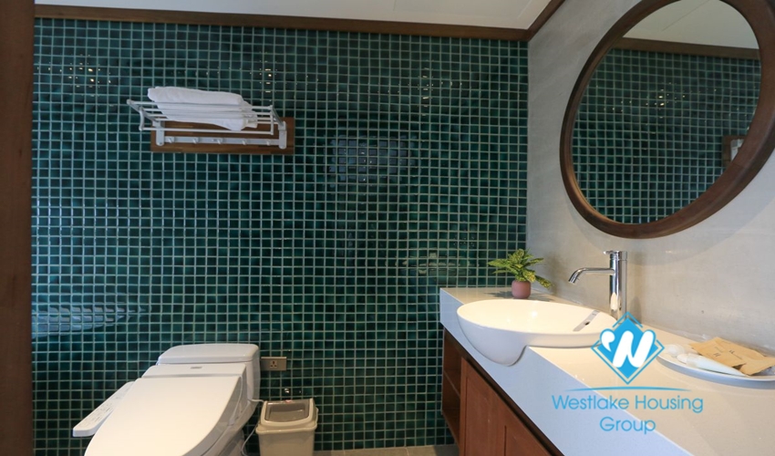 A beautiful 3 bedroom apartment for rent in Dao tan, Ba dinh